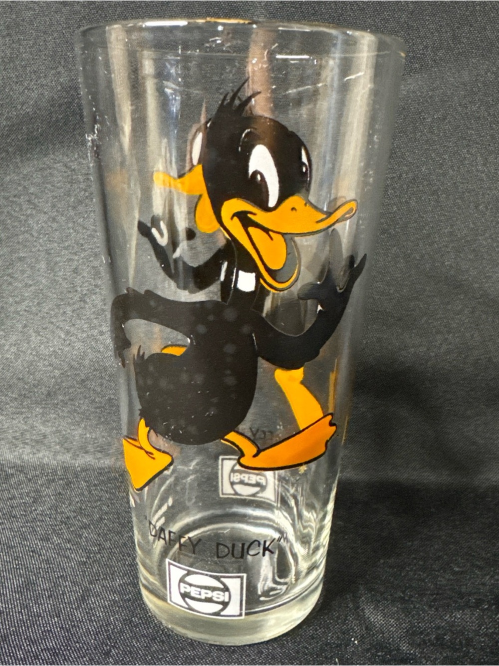 Pepsi Black and Yellow Daffy Duck Character Glass